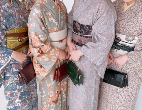 レンタルきもの岡本 伏見稲荷店の着物画像2のサムネイル画像