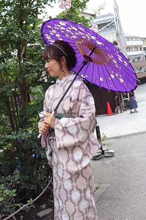 梨花和服のサムネイル画像