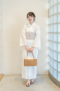 てくてく京都 四条烏丸店の着物画像4のサムネイル画像